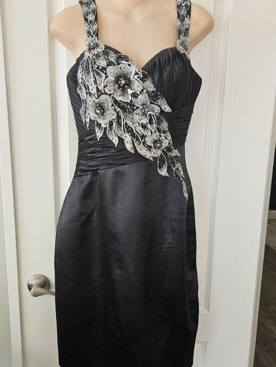 Janique by Kourosh Dresses & Skirts - Janique by Kourosh Black Satin Beaded Cocktail Dress, New with Tags